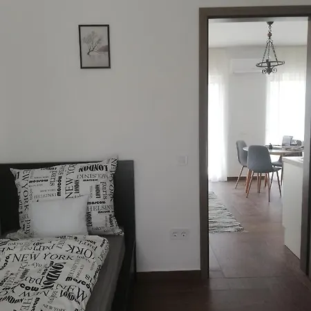 Johann Apartman بالاتونسزارسكو